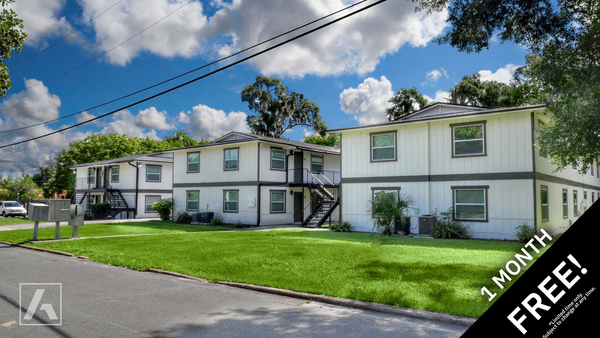 Deland Apartment: 125 S Salisbury Ave