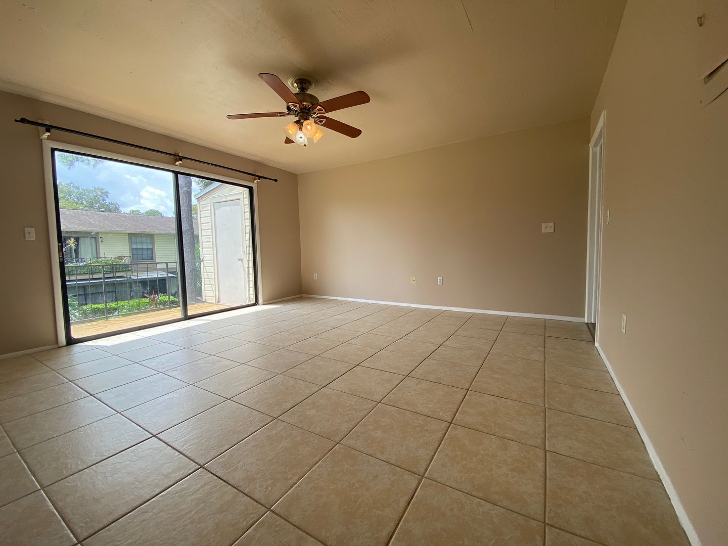 Orlando Condo: 6010 Village Circle