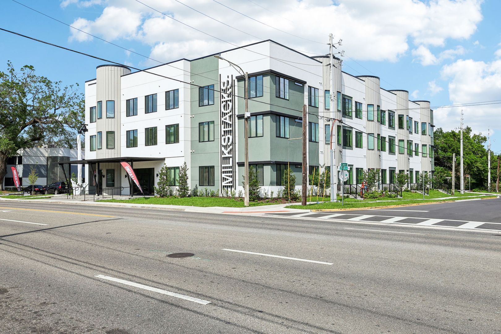 Orlando Apartment: 221 S. Bumby Ave