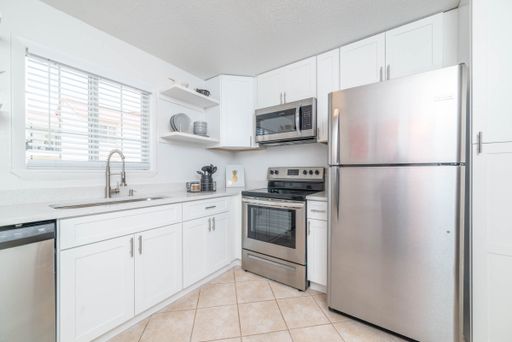 $250 MOVES YOU IN!!! MOVE IN NOW!!! – photo 1