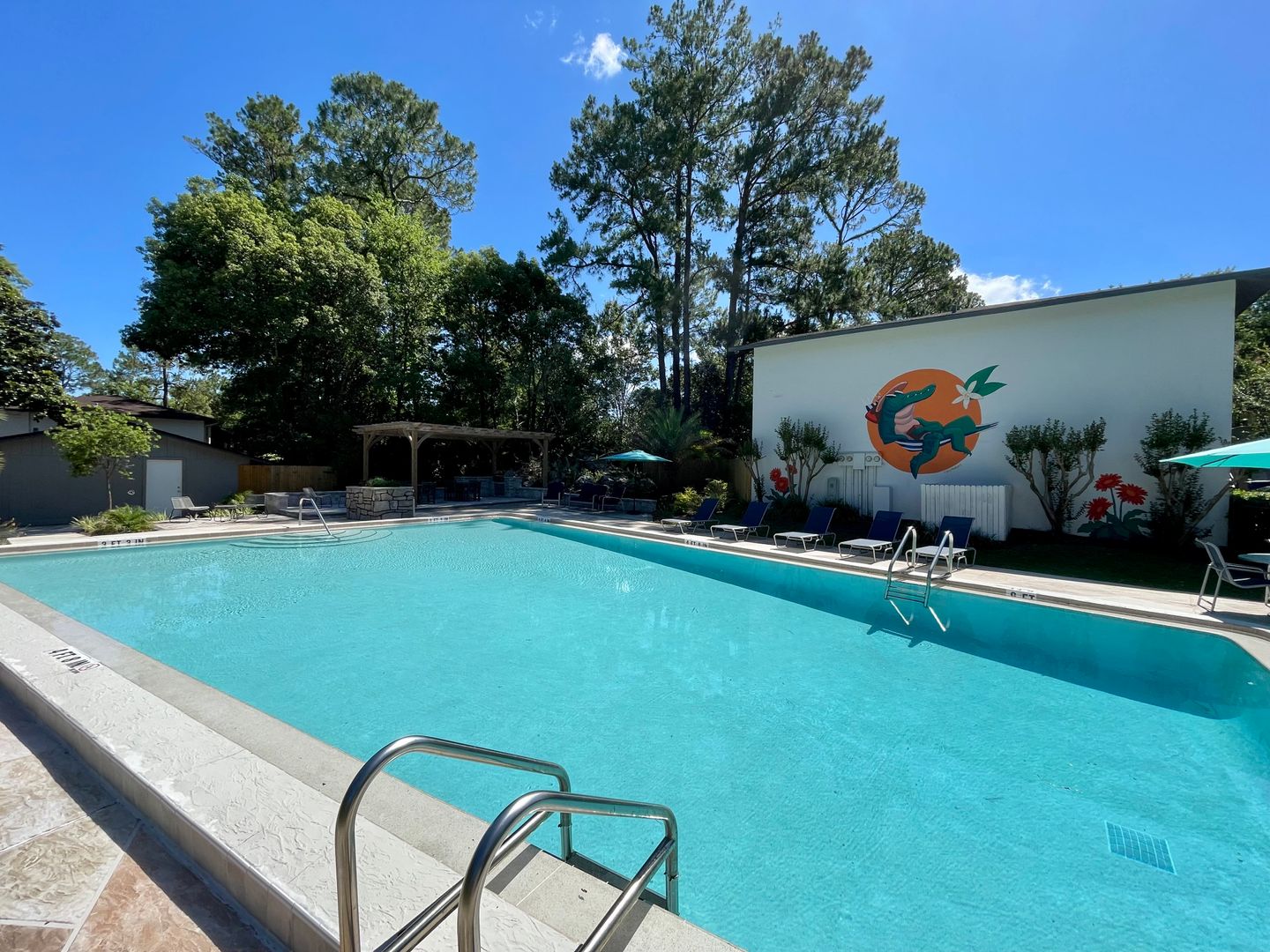 Pool at Hammocks off Newberry (7 of 8)