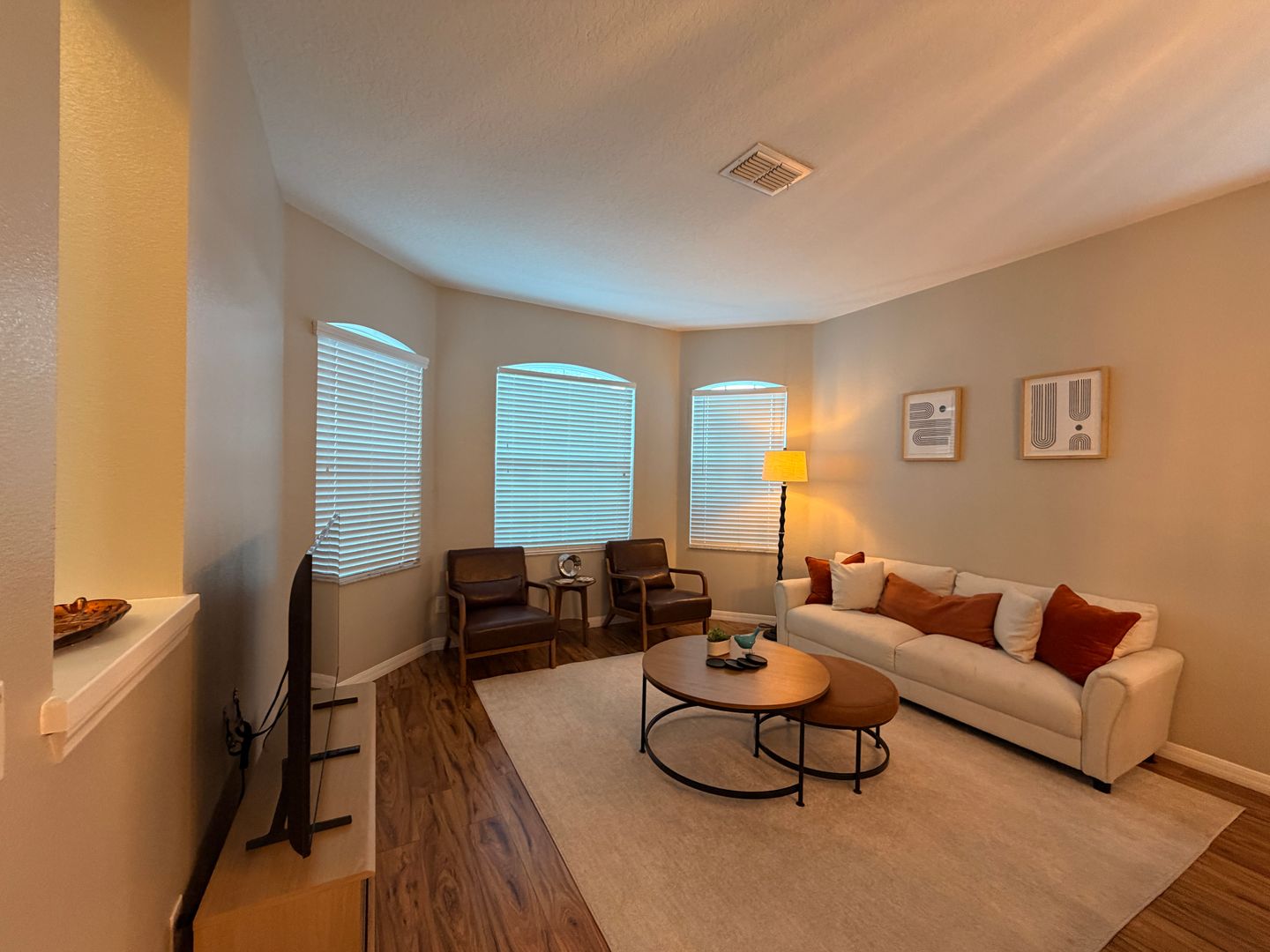 Davenport House: 446 Higher Combe Dr