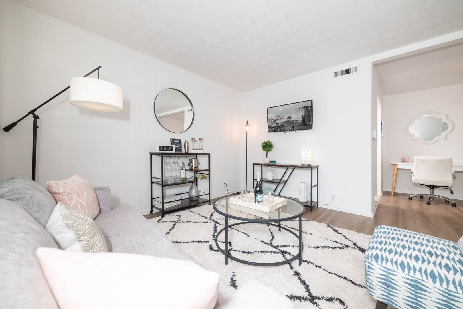 Camelot Apartments 10 of 12