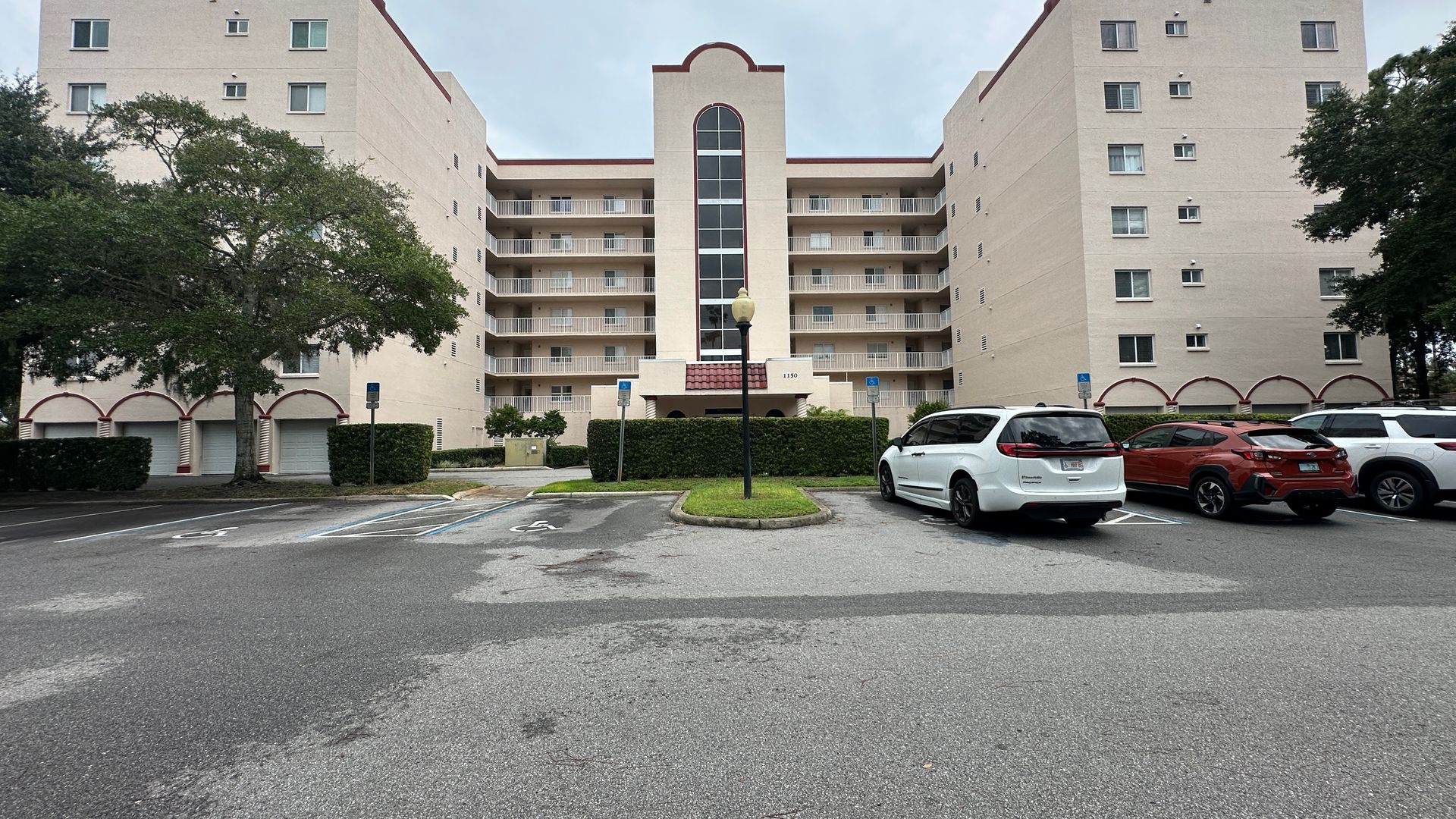 Casselberry House: 1150 Carmel Cir Apt 501