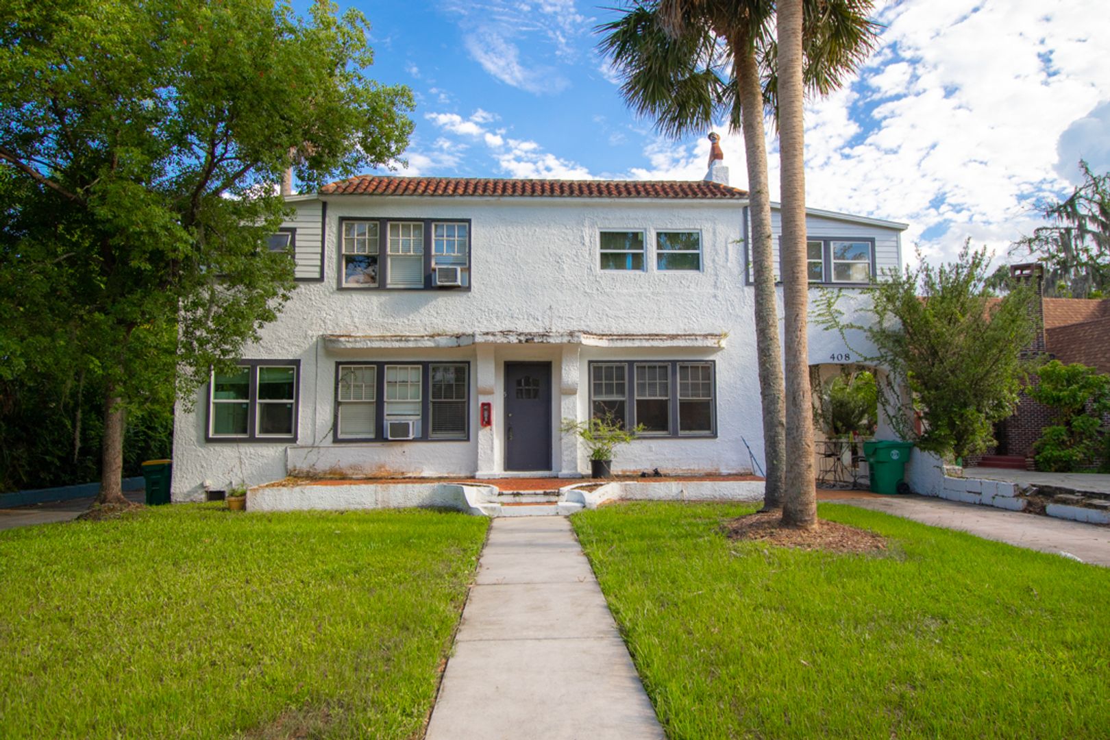 Deland Apartment: 408 W Howry Ave