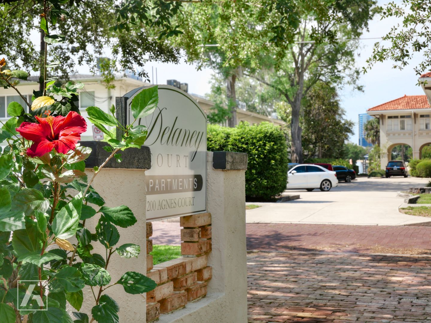 Orlando Apartment: 200 Agnes Court