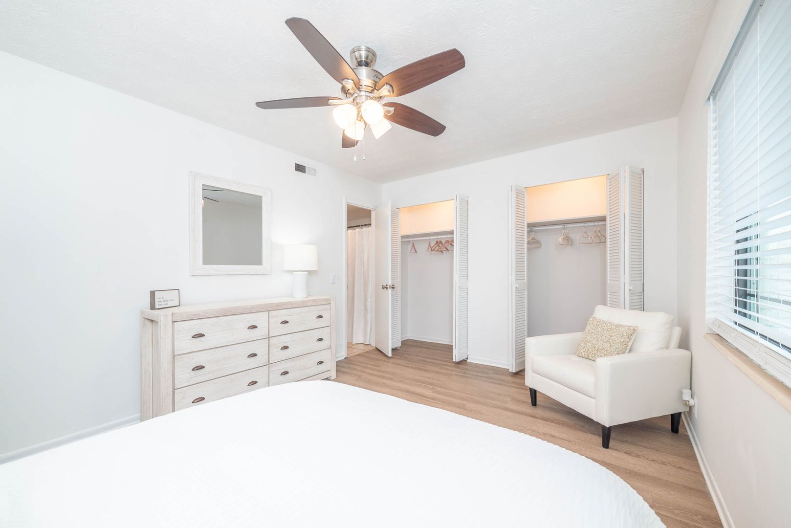 Camelot Apartments 8 of 31