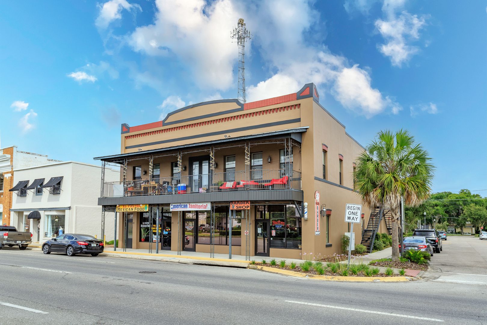 Umatilla Apartment: 87 N. Central Avenue