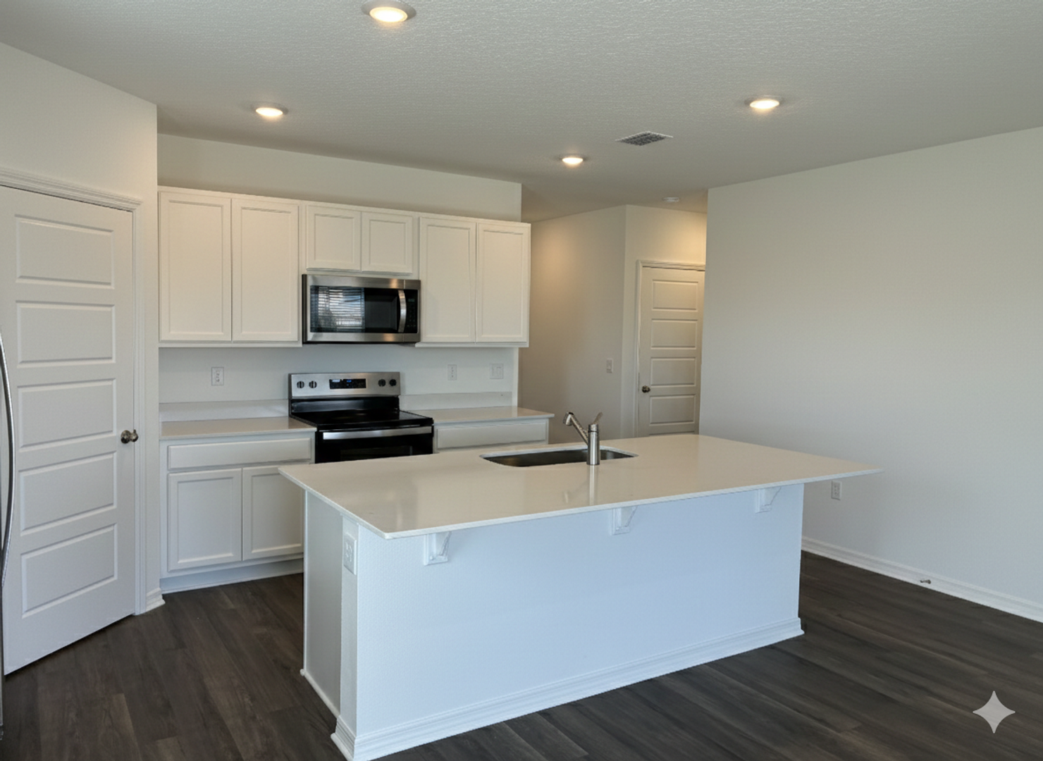 Mount Dora House: 1254 Alstonia Ln