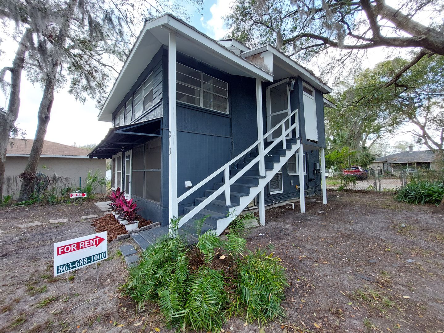 213 Lenox St.- 1 Bedroom 1 Bath- Upstairs Apartment