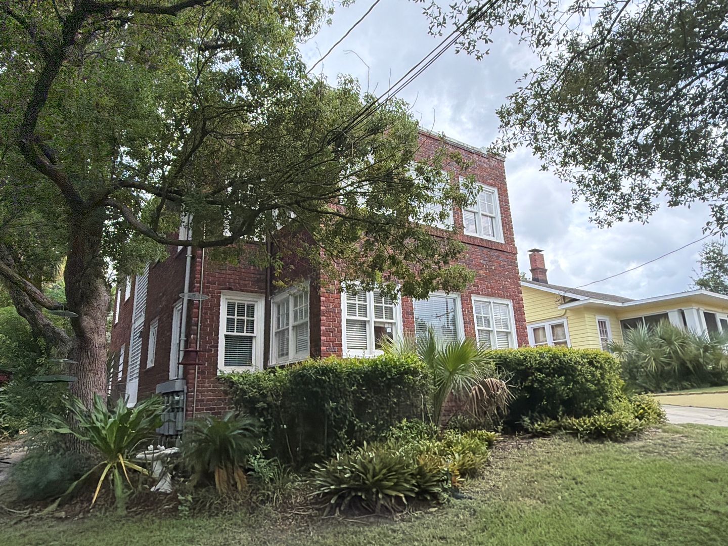 Orlando Apartment: 807 & 811 E Concord St