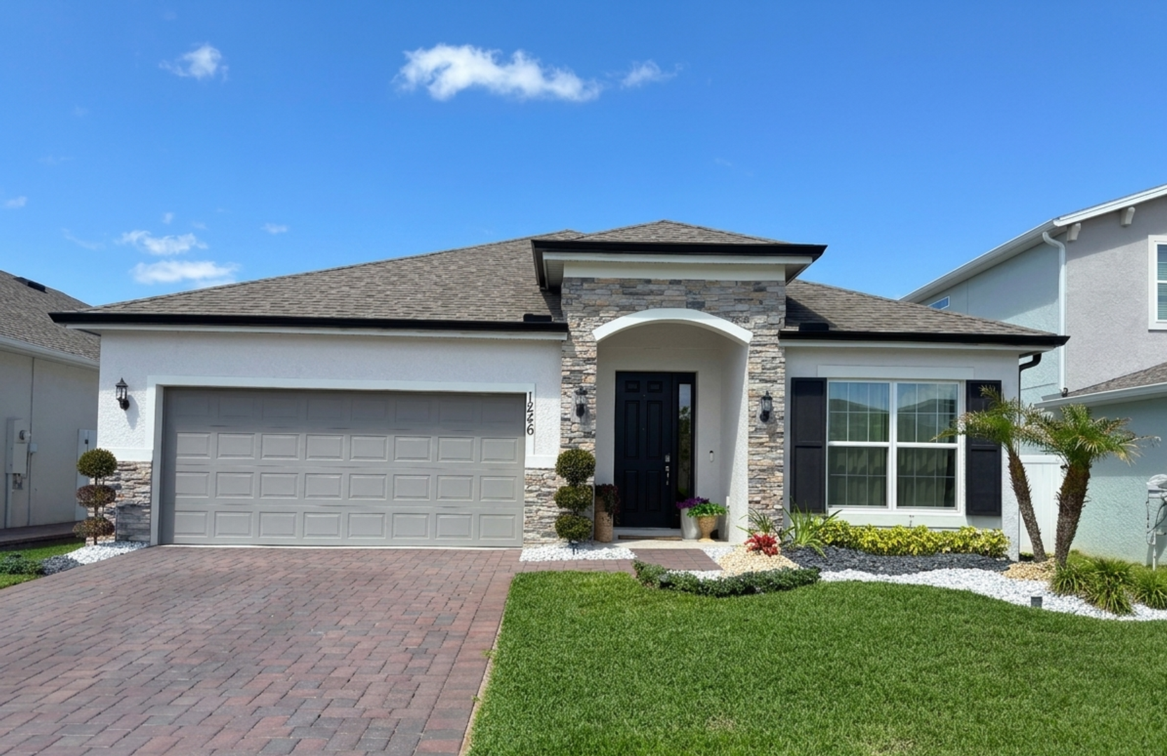 Saint Cloud House: 1246 Fox Hedge Ln