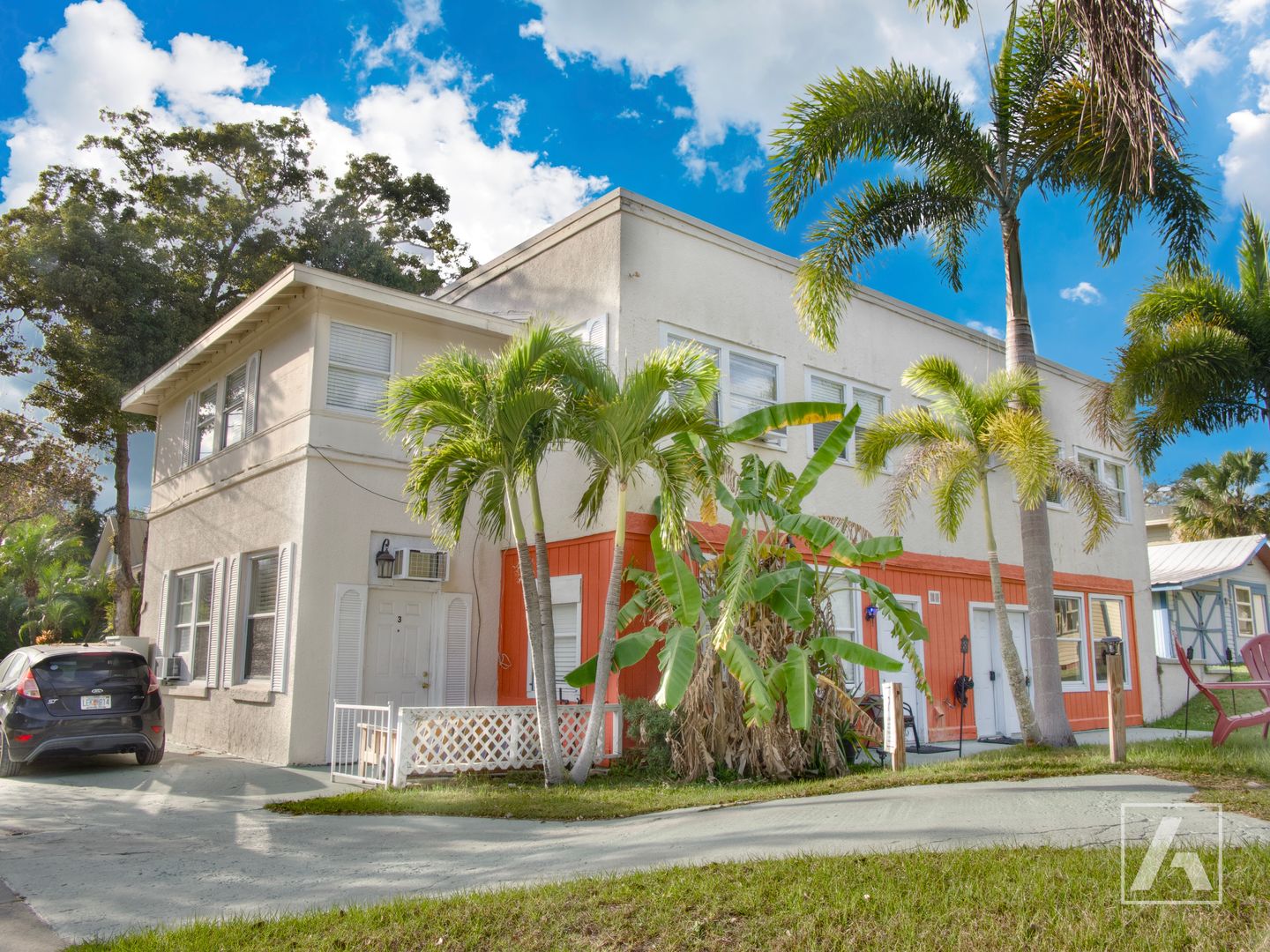 Orlando Apartment: 317 E Harwood St