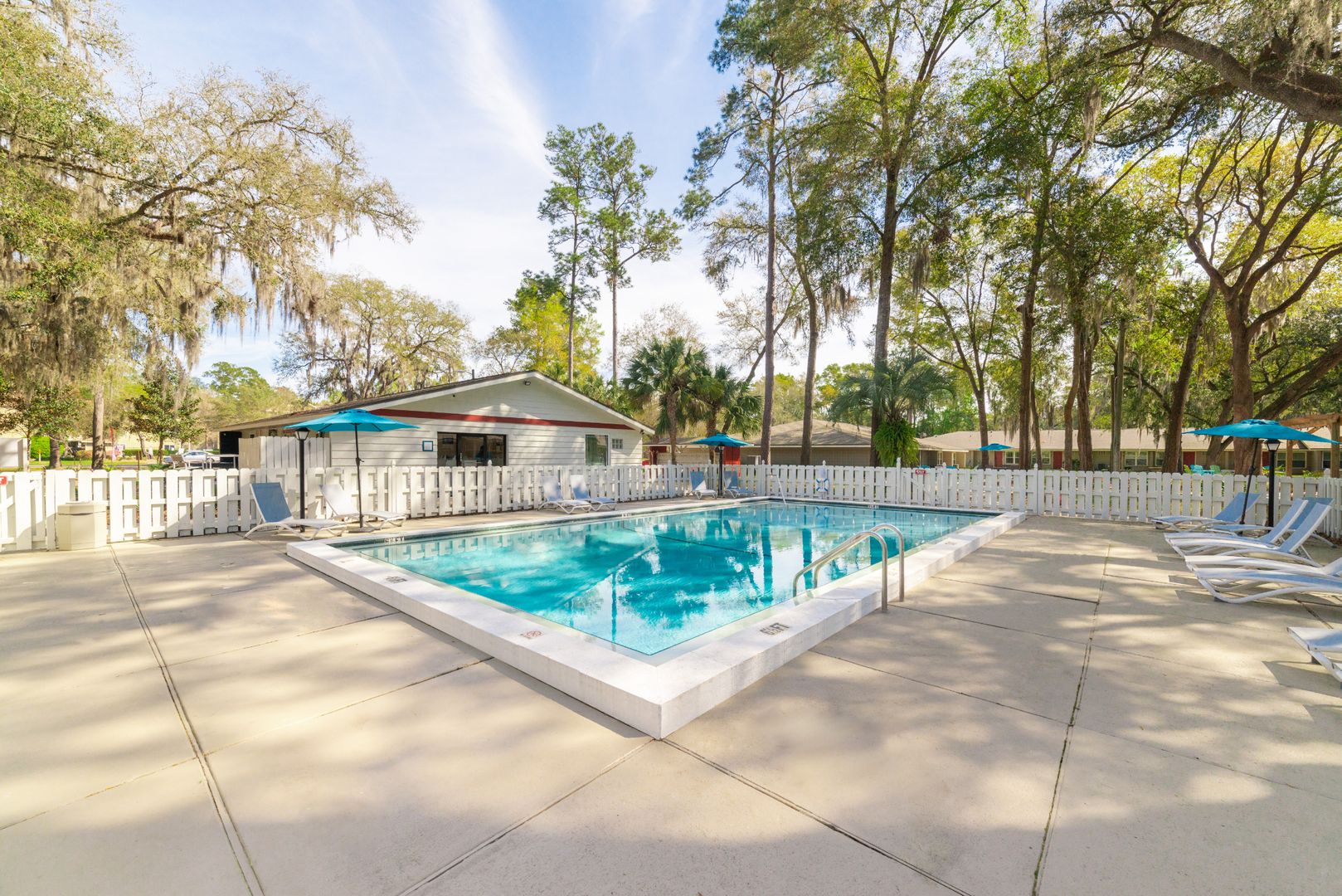 Pool at The Hammocks on 20th (1 of 3)
