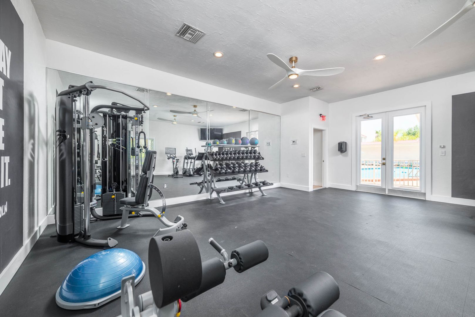 Gym at Mirabella Apartments (6 of 8)