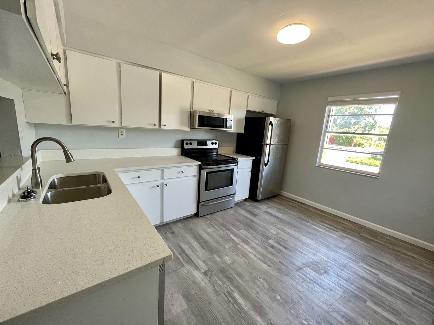 Tampa Apartment: 5305 N Boulevard St