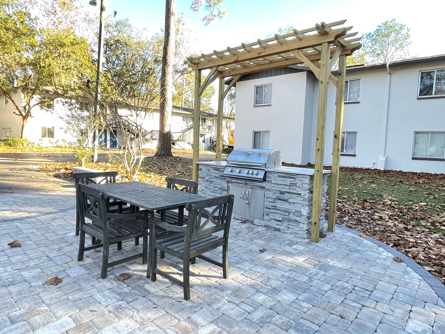 Grill area at Hammocks off Newberry (4 of 8)