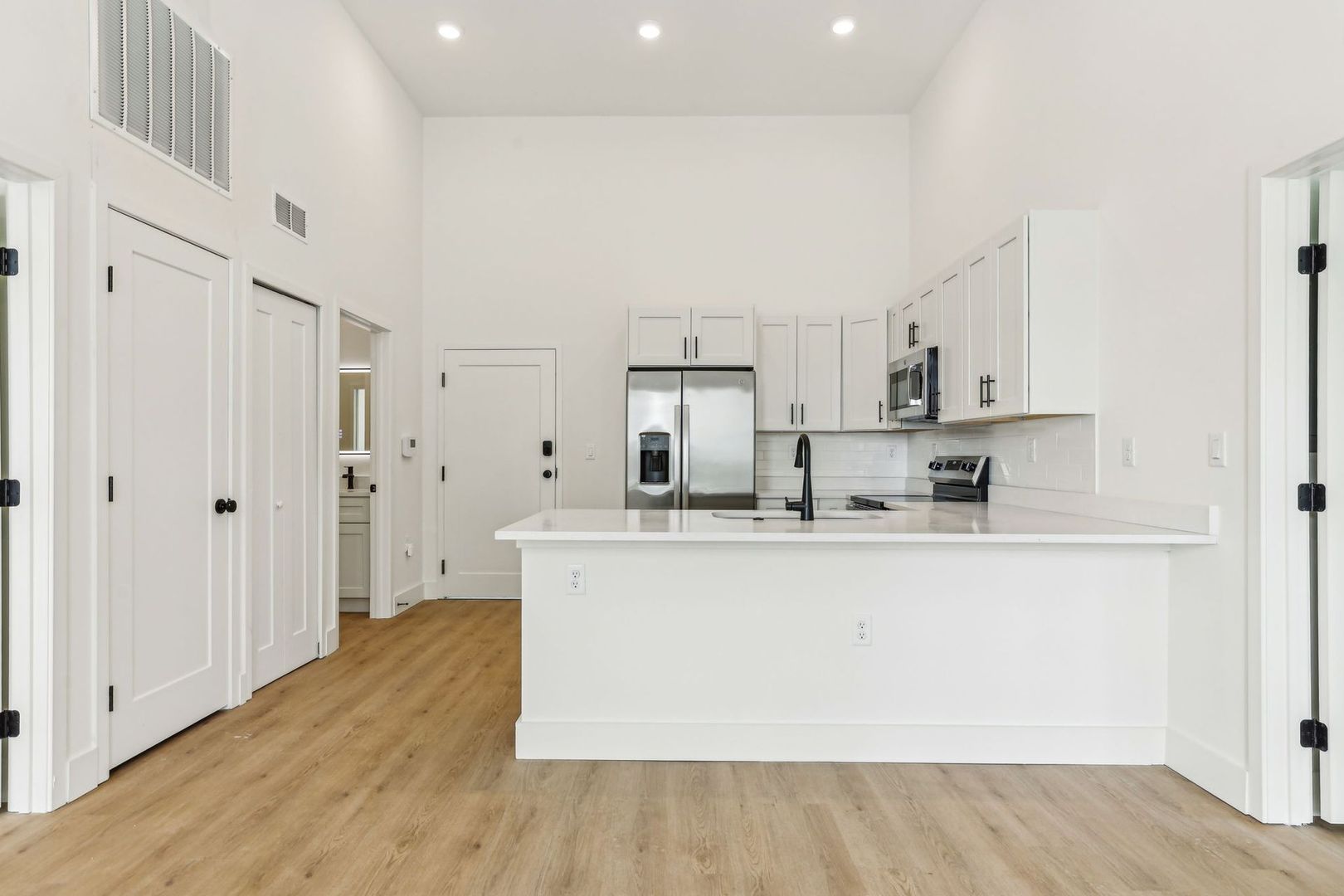 Orlando Apartment: 221 S. Bumby Ave