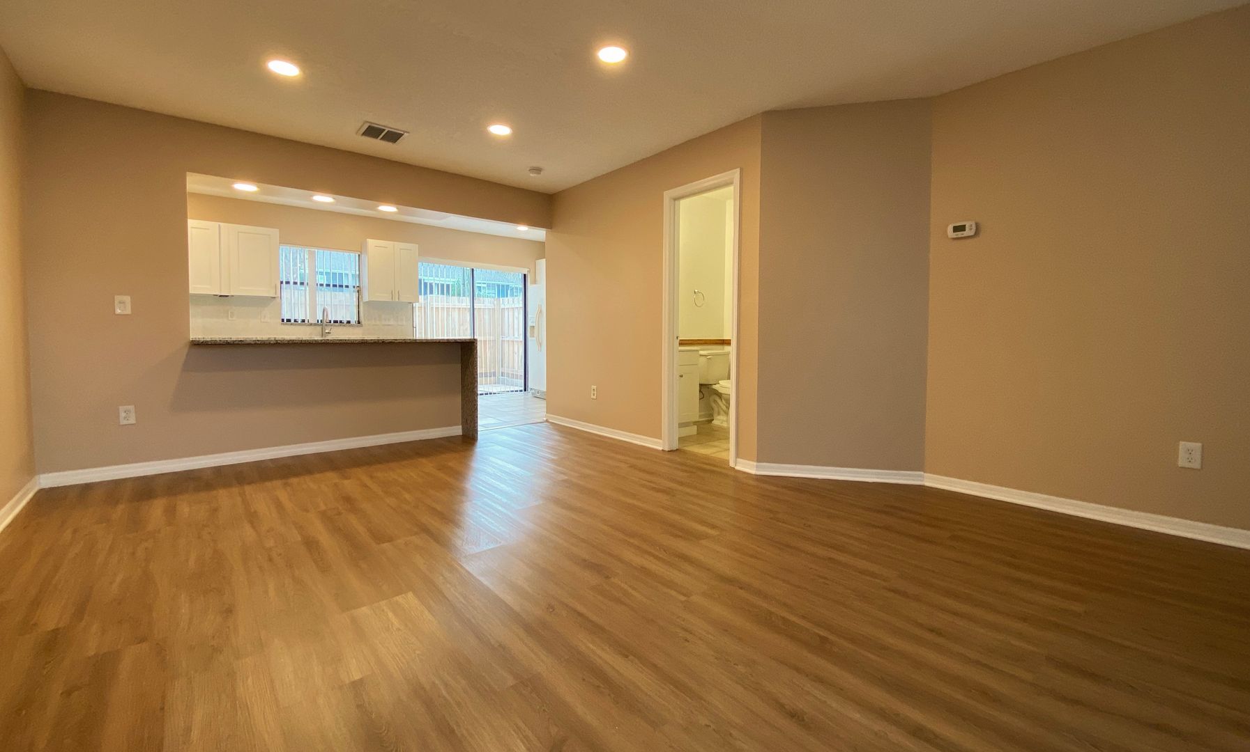 Orlando Townhome: 6262 Yorktown Dr #177