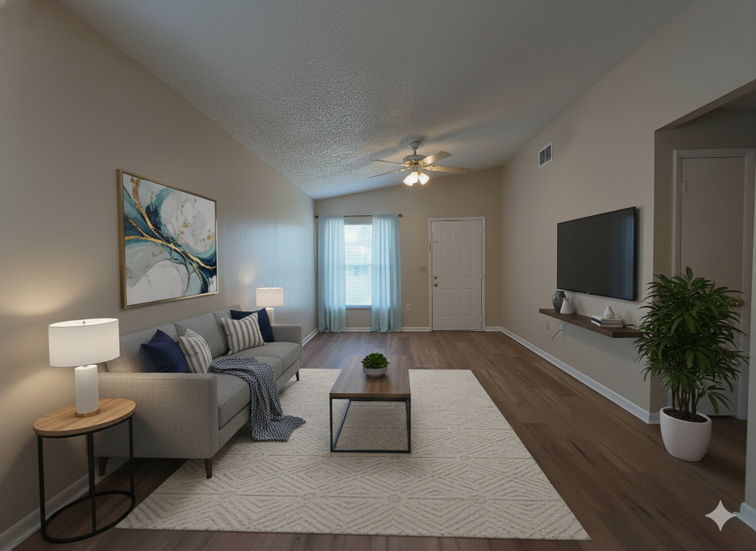 Lakeland House: 1906 Crystal Grove Dr