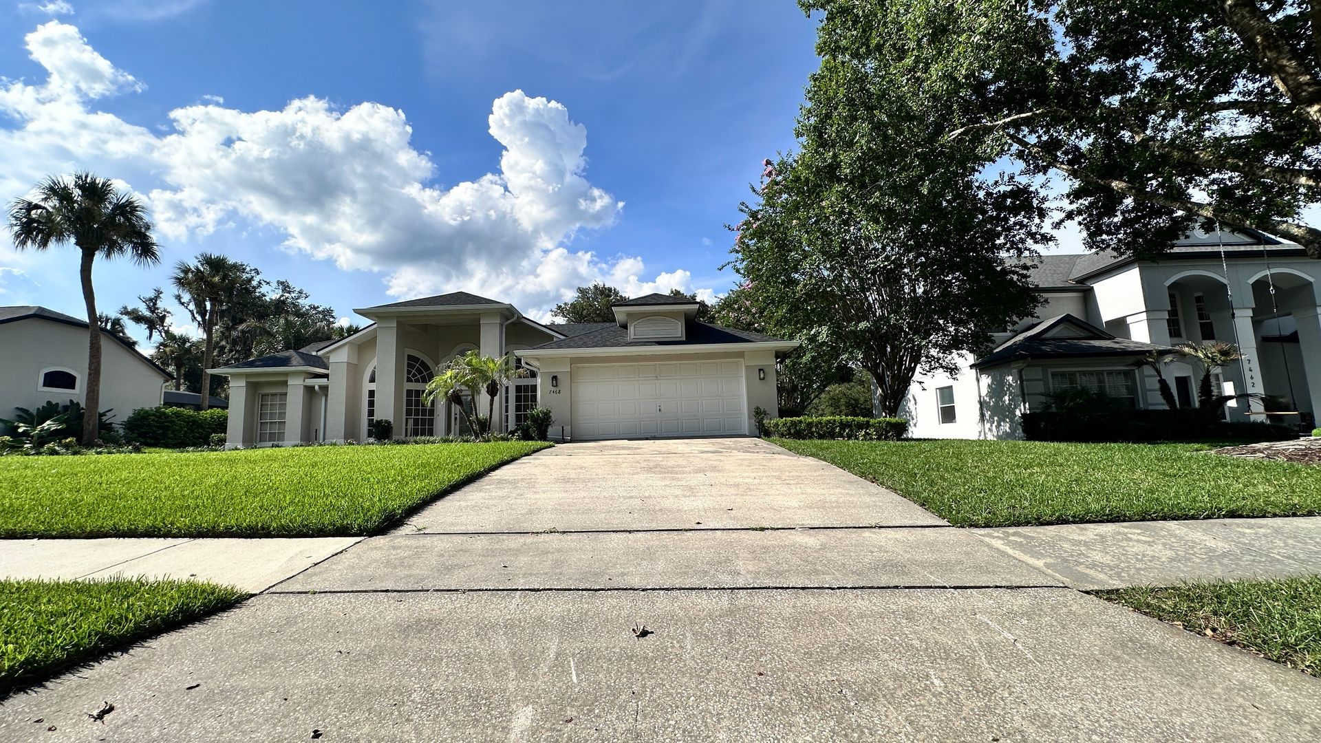 Sanford House: 7468 Aprelle Dr