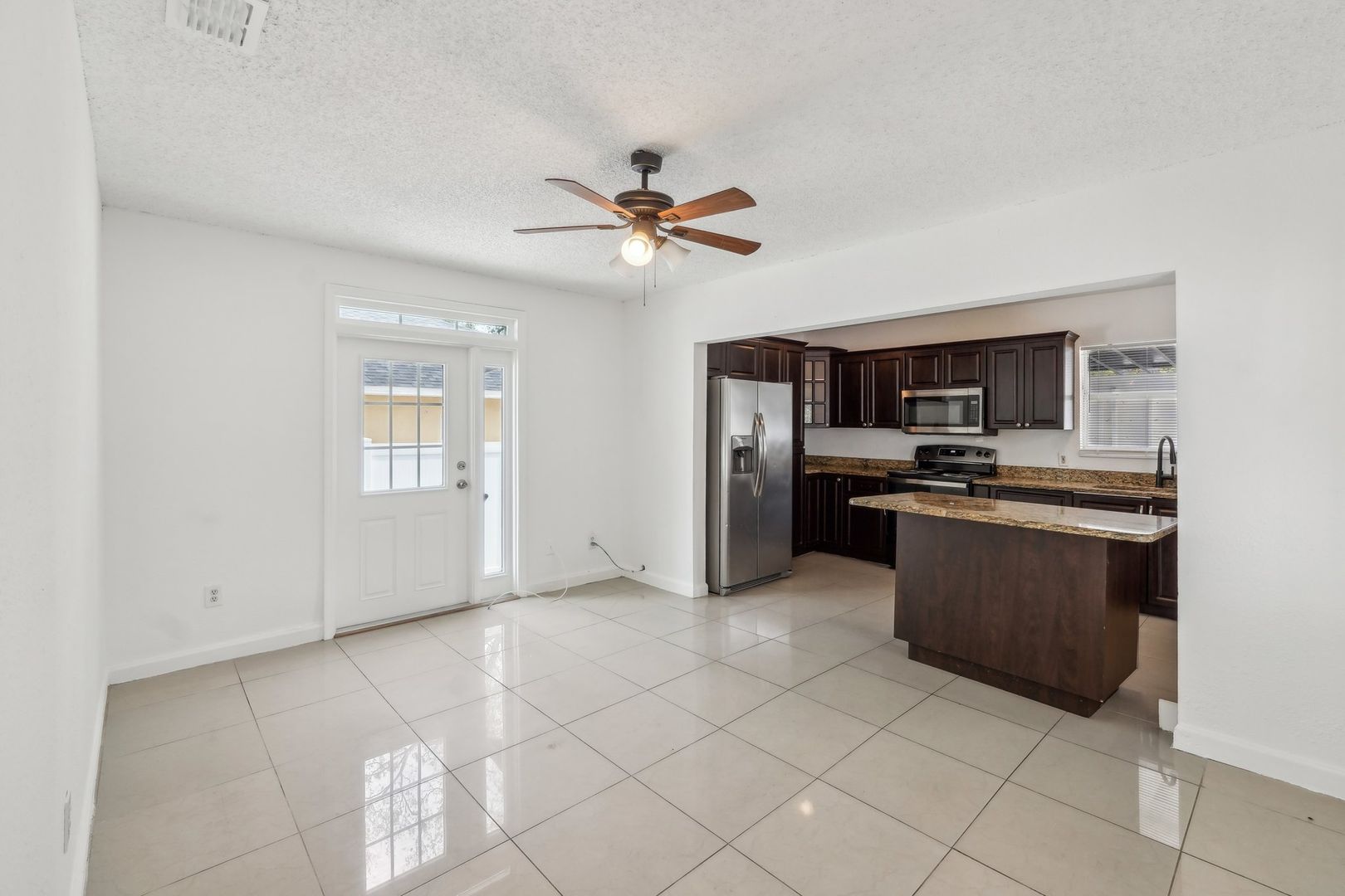 Tampa House: 8523 N Edison Ave