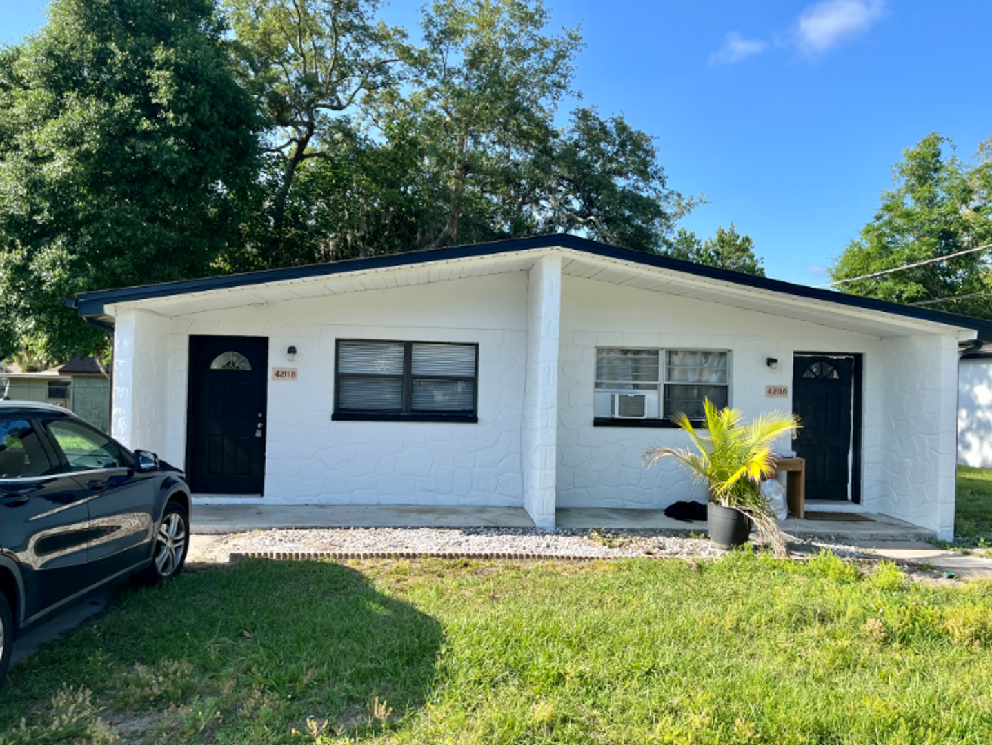 Tampa Apartment: 4209 E Okara Rd