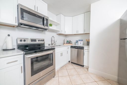 $250 MOVES YOU IN!!! MOVE IN NOW!!! – photo 1