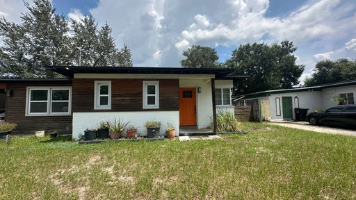 Beautifully Renovated 3BR/1BA | 5 Minutes to Downtown Orlando – photo 1