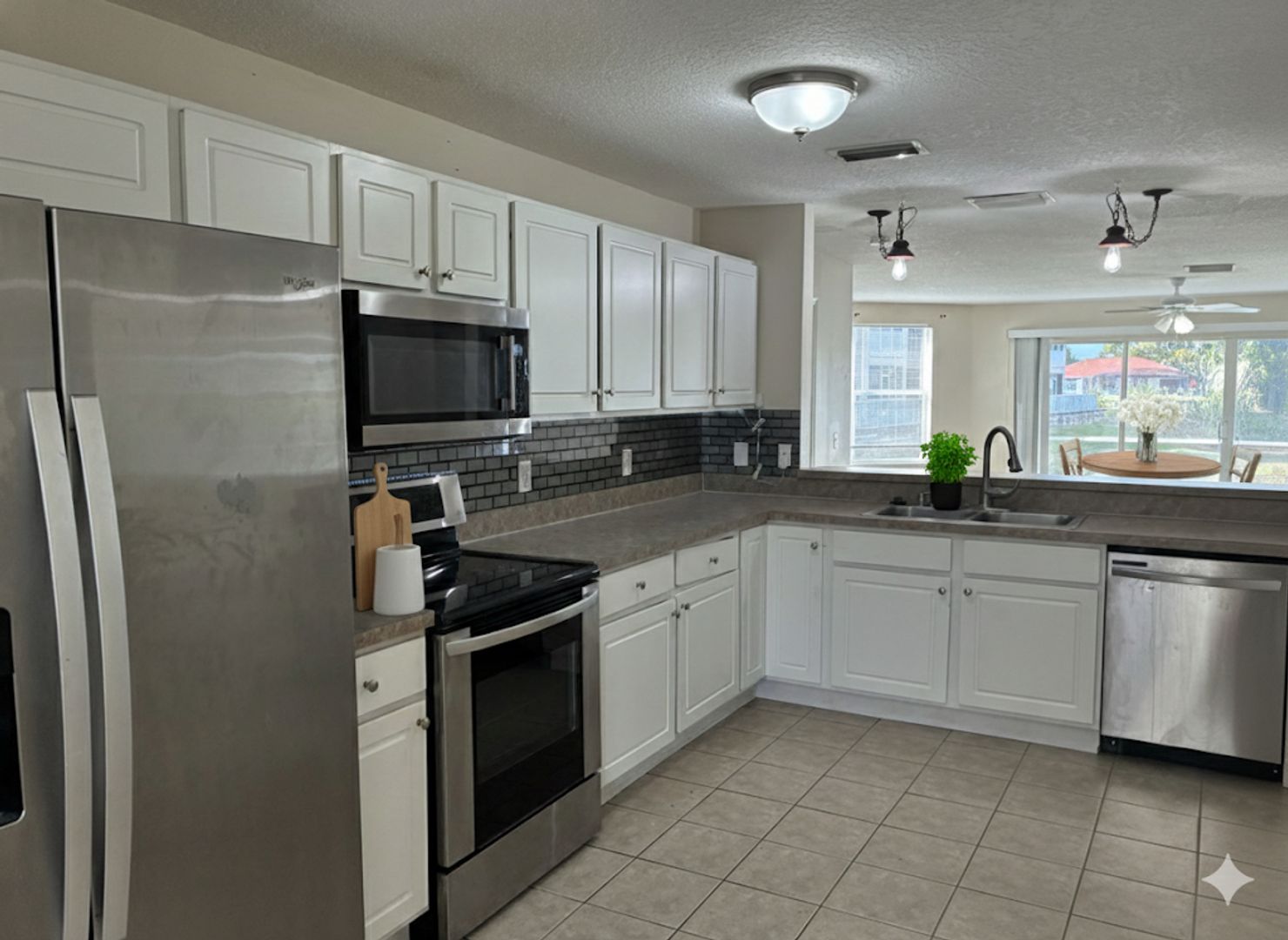 Kissimmee House: 2669 Emerald Lake Ct