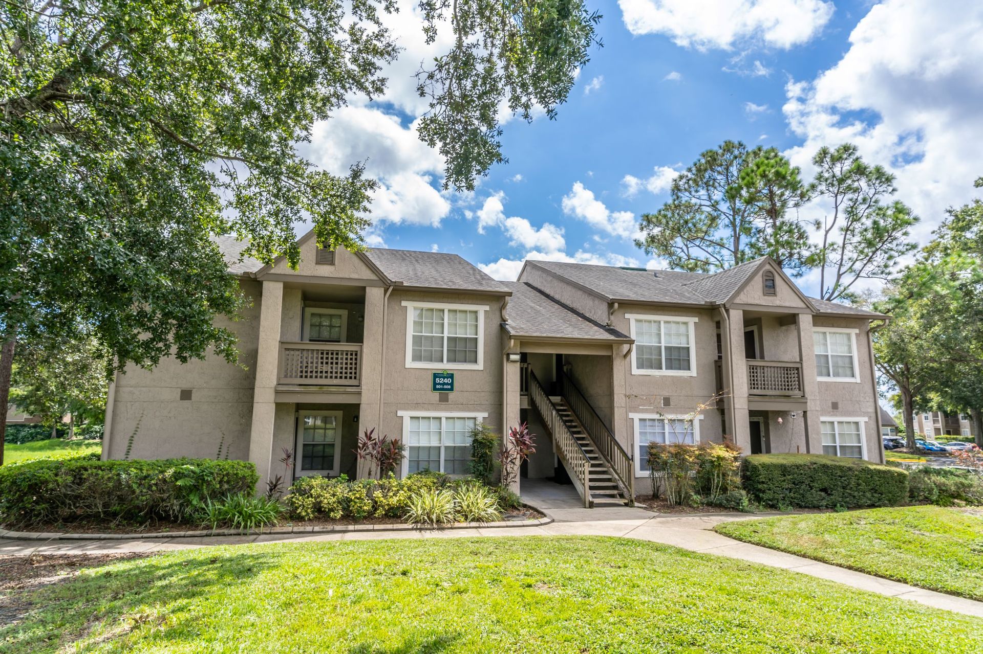Orlando Apartment: 5300 Lake Margaret Dr