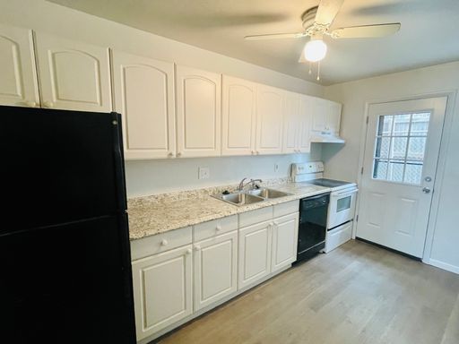 2-Bedroom Apartment with Central A/C Near Sloan's Lake & Colorado Mills – photo 1