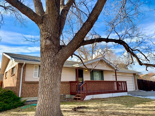 4-Bedroom Ranch Home in Arvada – Housing Vouchers Accepted - Available Now – photo 1