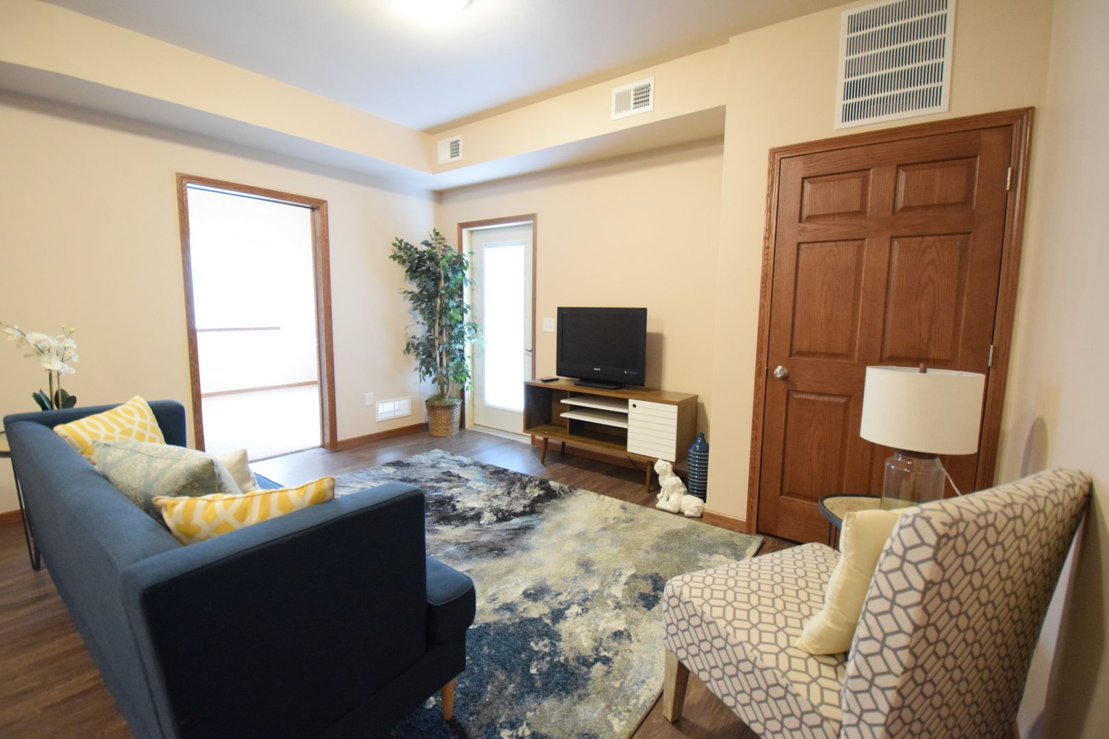 2004 Prairie Rose Drive 105, Mankato, MN 56001