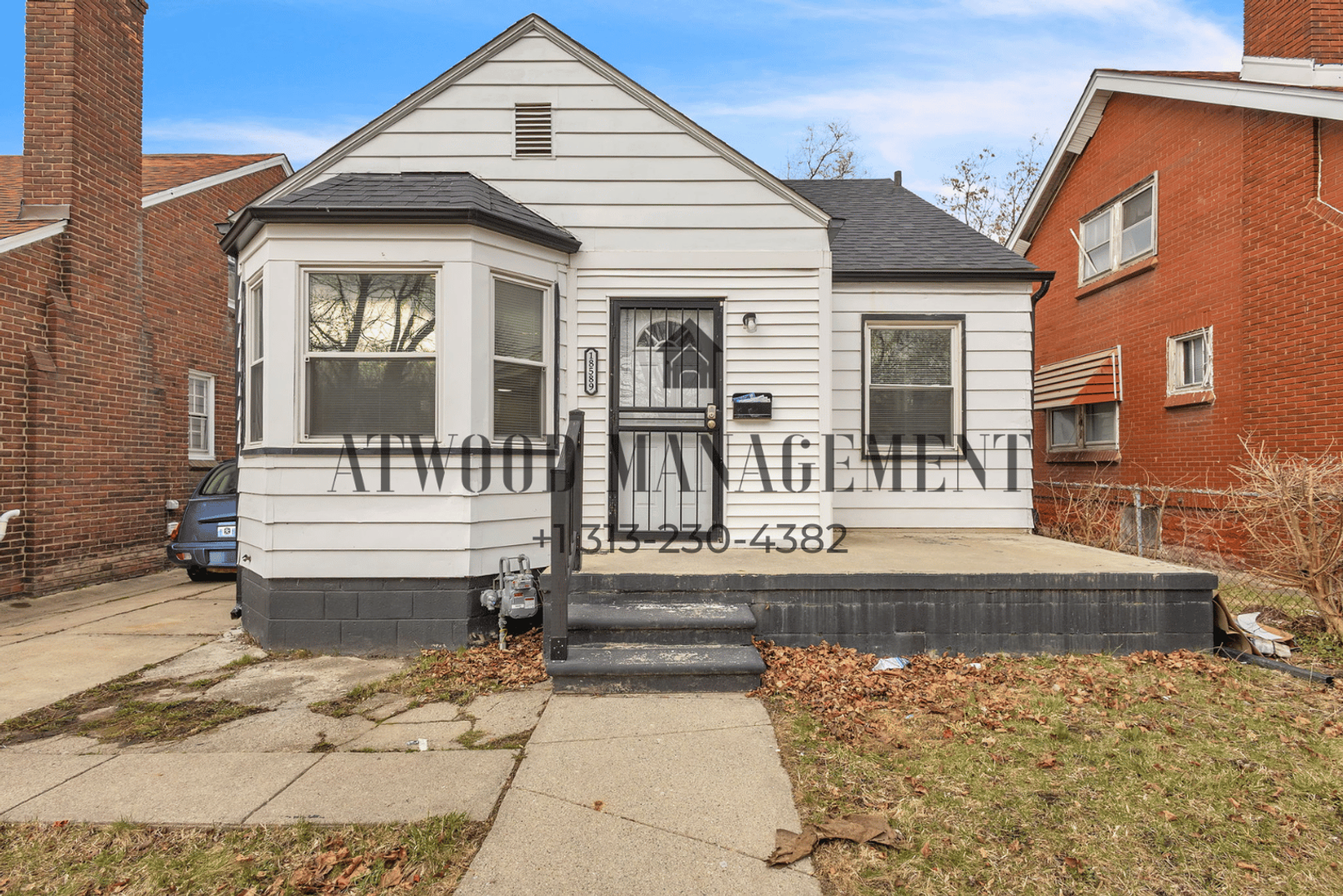Detroit House: 18589 Hull Ave