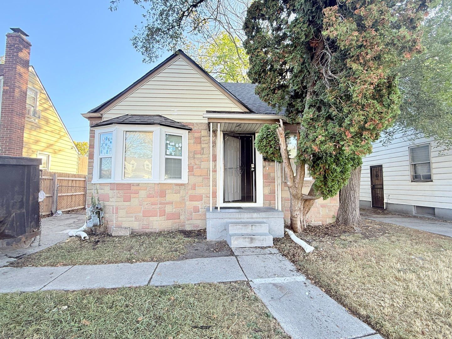 Detroit House: 20452 Manor St