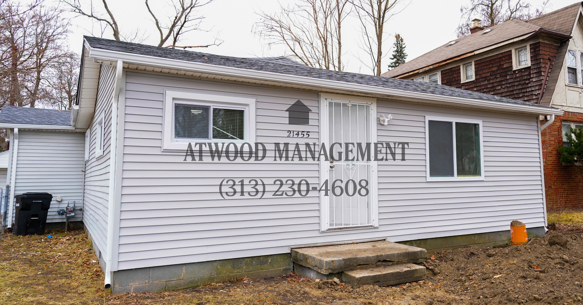 Detroit House: 21455 Pickford St