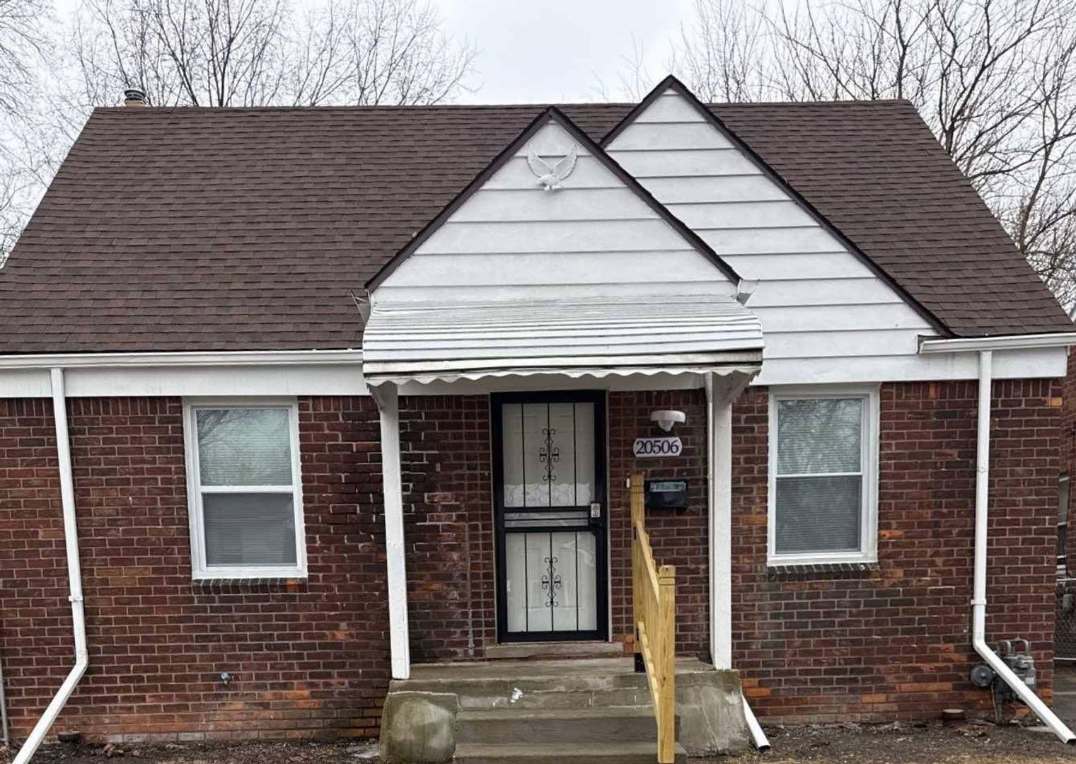 Highland Park House: 20506 Hanna St