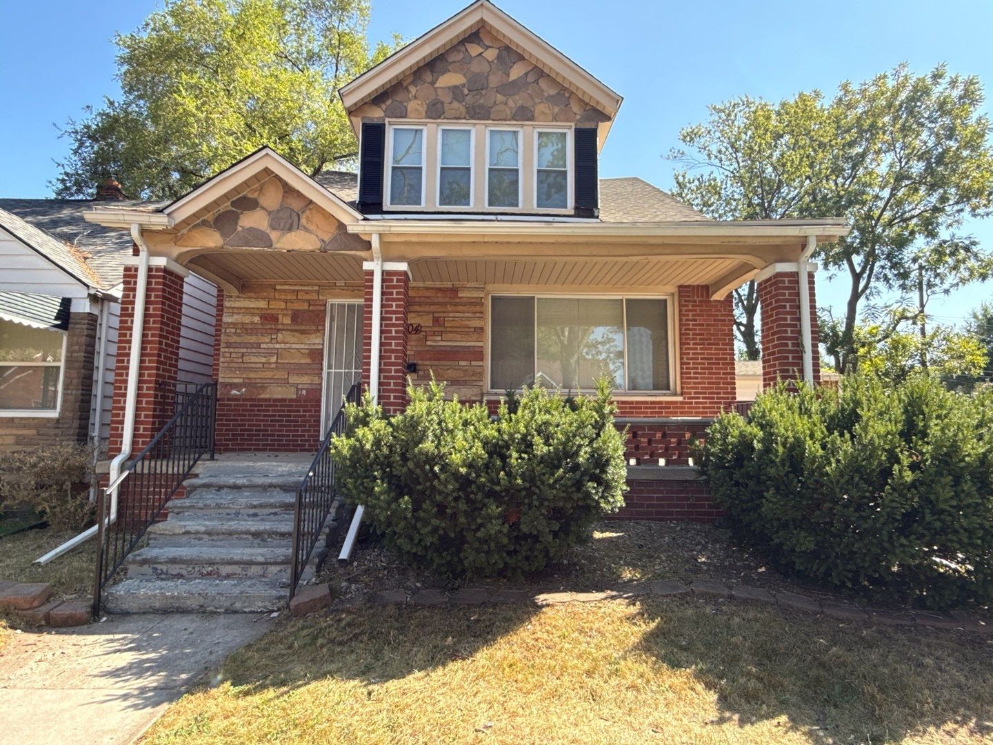 Detroit House: 19704 Gallagher St