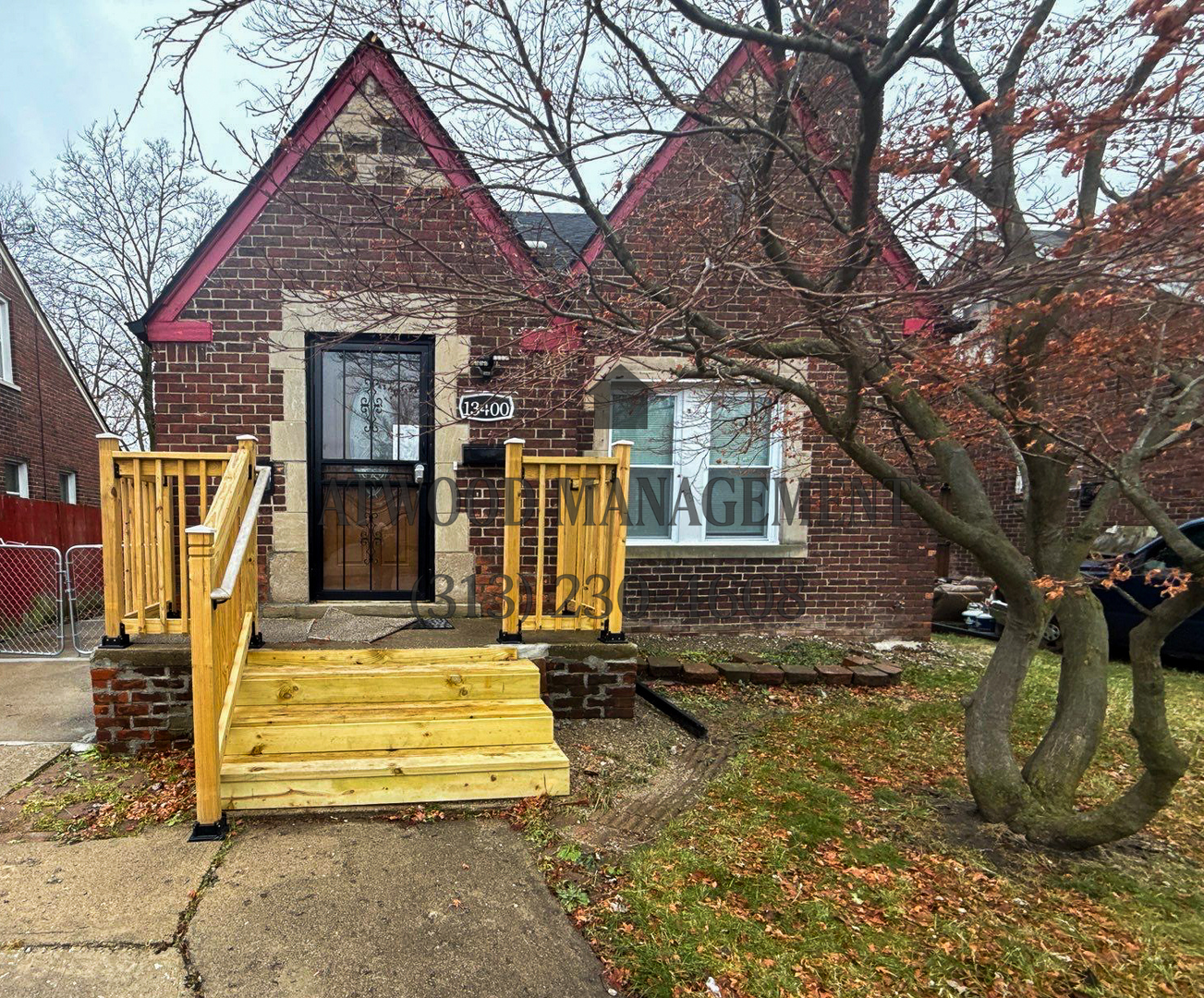 Detroit House: 13400 Longview St,