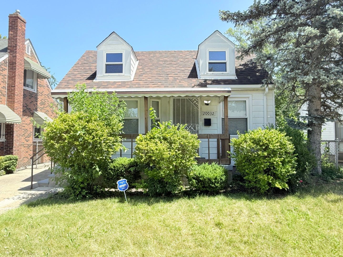 Detroit House: 20032 Monte Vista St