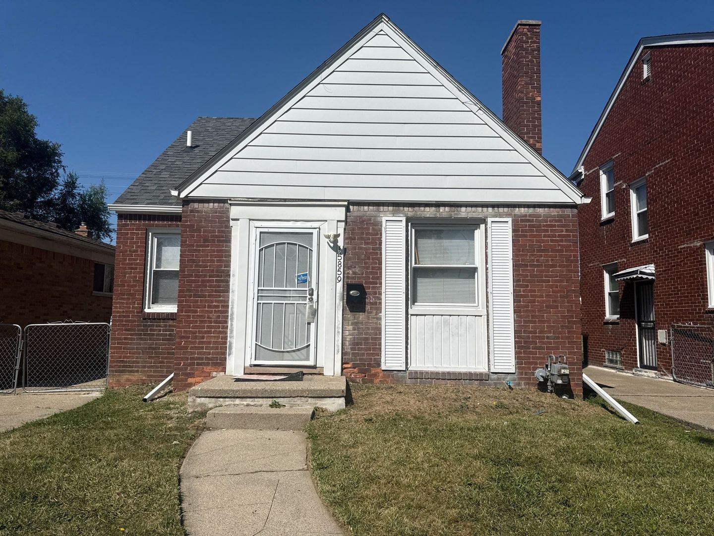 Detroit House: 15859 Carlisle St