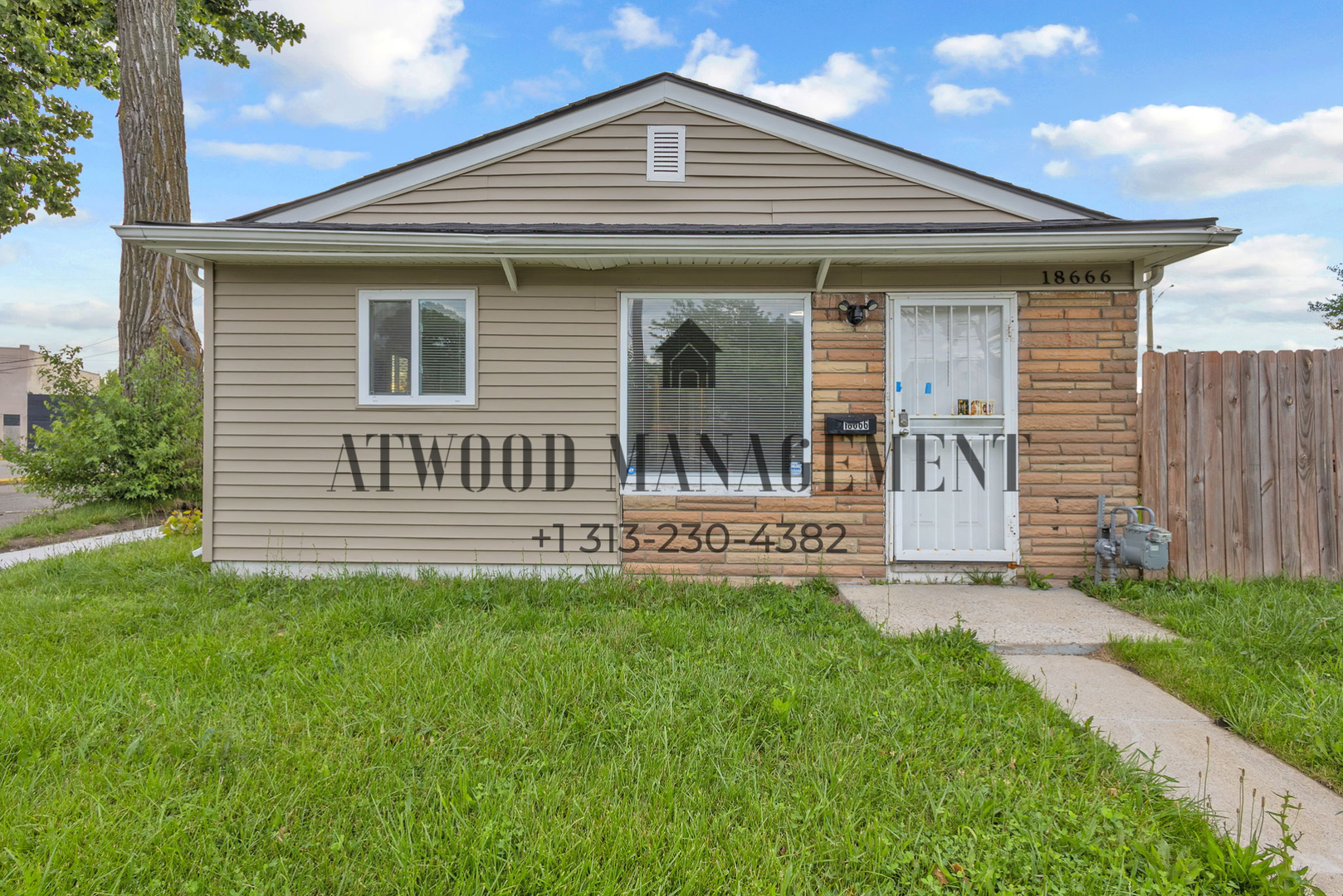 Detroit House: 18666 Joseph Campau St