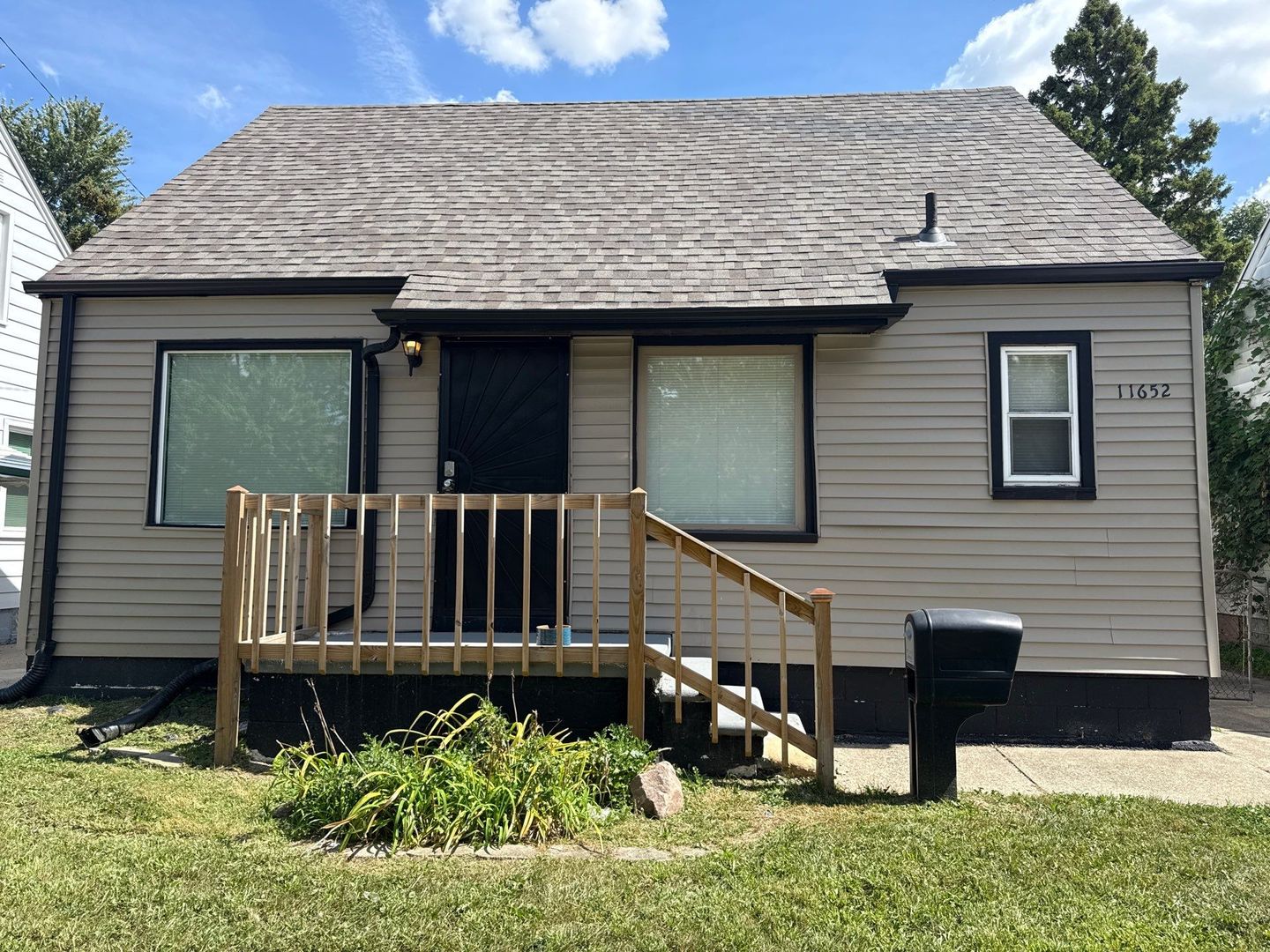 Detroit House: 11652 Fielding St