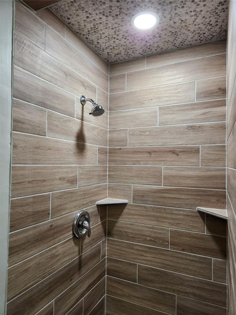 Austin Apartment: 5700 Cherry Park