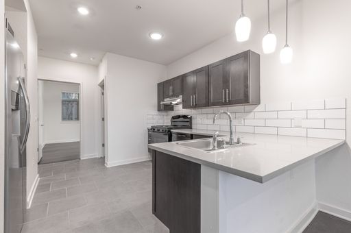 Wonderful 2-Bed Apartment in Exclusive Austin Community – photo 1