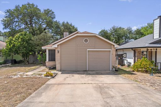 Fantastic Home In North Austin For Rent – photo 1
