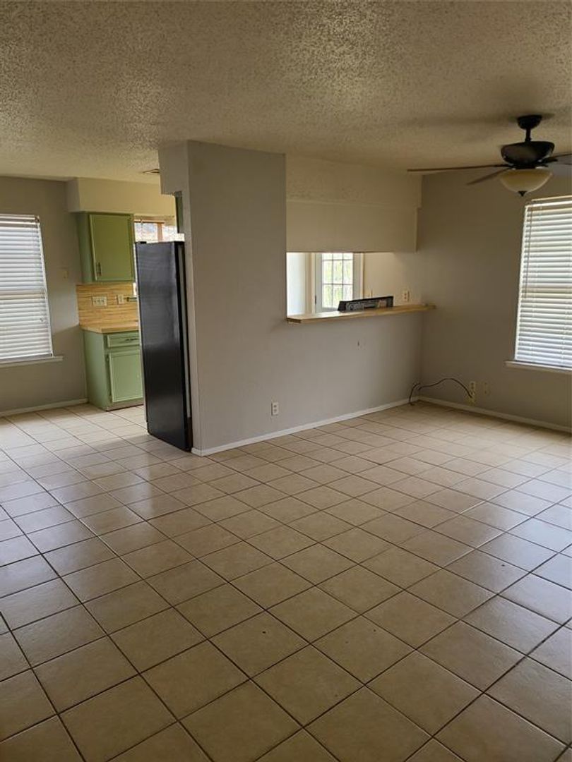 Austin Apartment: 5700 Cherry Park