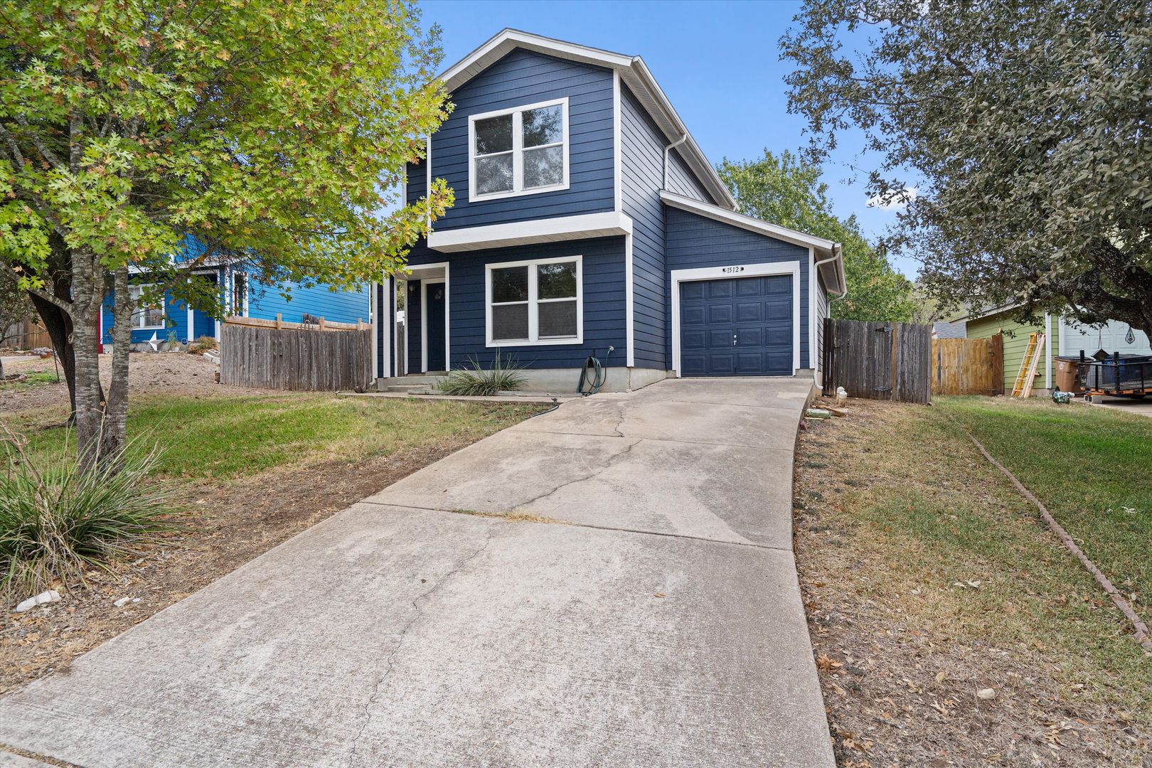 Austin House: 1512 Curameng Cove