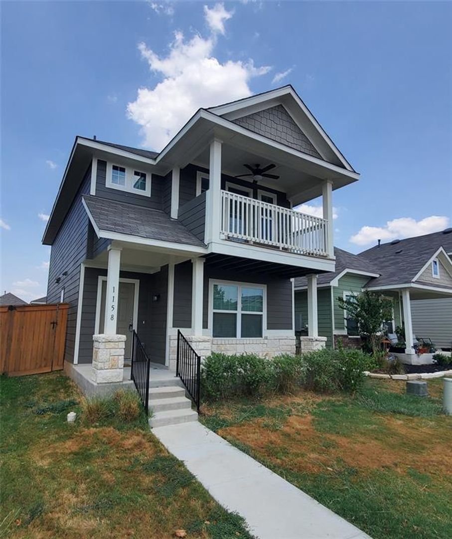 San Marcos House: 1158 Esplanade Pkwy